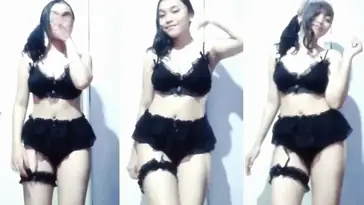 Laras Bali 70 Menit Penuh Tanpa Satu Detik Bosan poster